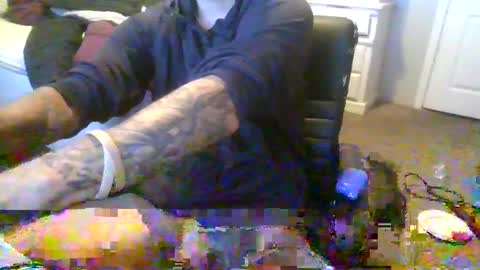 lewyay online show from December 5, 5:10 am