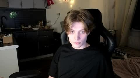 louie_evans online show from March 31, 8:20 pm