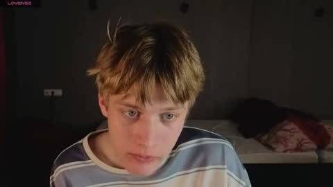 louie_evans online show from October 9, 3:39 pm