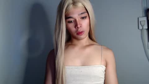 Snapshot of louilalicious chatting on March 4, 6:58 am louilalicious online show from March 4, 6:58 am