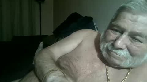 louis_chokdee online show from February 21, 6:26 pm