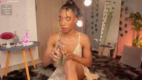 Louis Valdz online show from January 10, 1:33 am