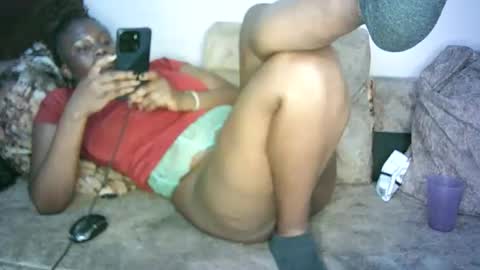 Cynthia. A online show from October 26, 8:19 pm