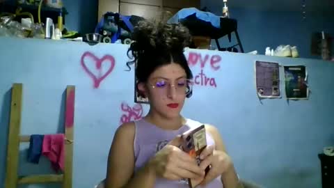 Snapshot of love_electra chatting on October 19, 10:58 pm love_electra online show from October 19, 10:58 pm