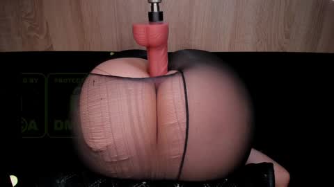 Kira online show from December 6, 1:06 pm