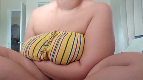 Snapshot of love_raquel_xo chatting on October 11, 7:06 pm Raquel Love online show from October 11, 7:06 pm