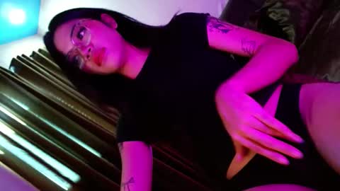 Seren online show from November 6, 6:16 am