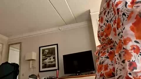 loveamberwest online show from October 28, 10:38 am