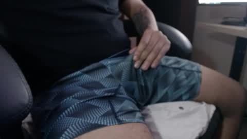 Estiven online show from March 6, 8:05 pm