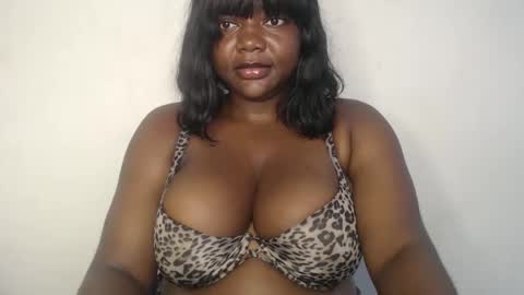 mila online show from October 5, 7:32 pm