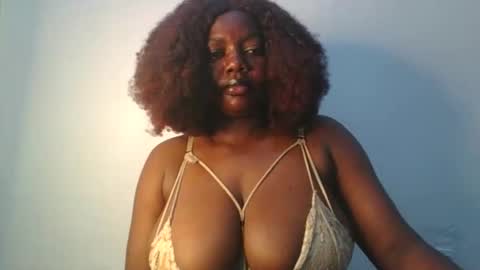 mila online show from September 15, 8:43 pm