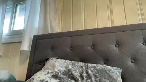 loved19 online show from April 7, 9:39 pm