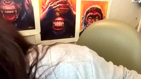 Ashley and Leon online show from April 17, 7:00 am