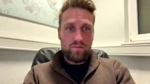 lovefuesse online show from March 20, 12:10 pm