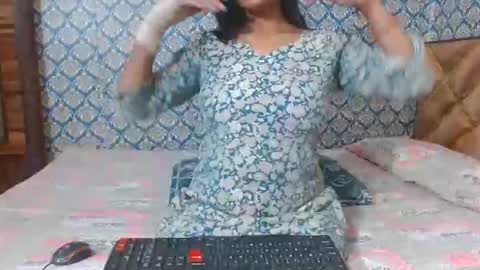 Divya online show from November 17, 12:46 am