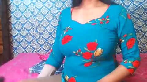 Divya online show from February 3, 2:19 am