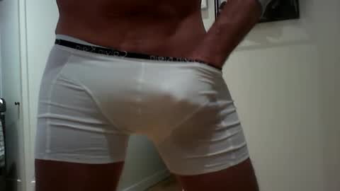 lovehairyone online show from February 24, 6:26 pm