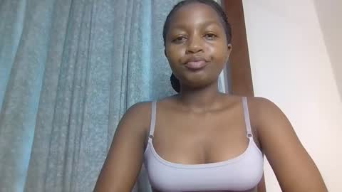 lovelbrownie online show from November 17, 9:34 am