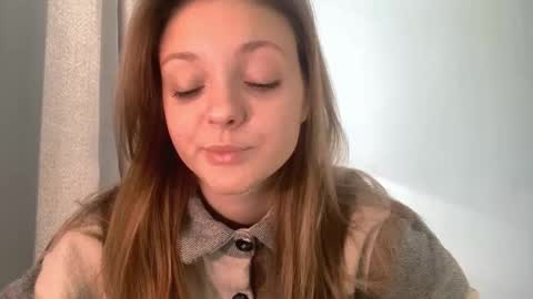 Ella online show from October 23, 6:59 am