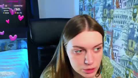 Snapshot of lovellalipss chatting on February 23, 11:44 am Laura online show from February 23, 11:44 am