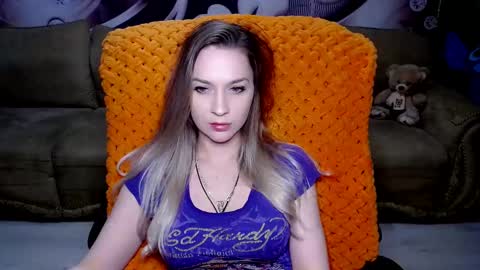 Snapshot of lovellymalina chatting on January 27, 2:24 pm private open online show from January 27, 2:24 pm