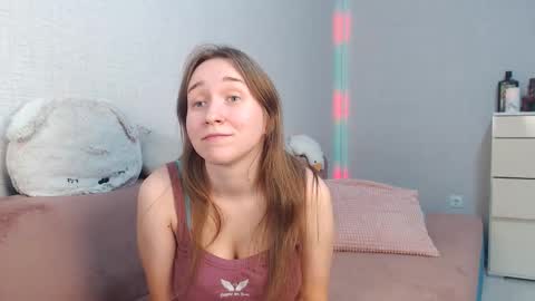 Lovely Hayley online show from September 12, 8:44 pm