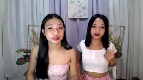 Snapshot of lovely_lianne chatting on October 18, 8:40 am lovely_lianne online show from October 18, 8:40 am