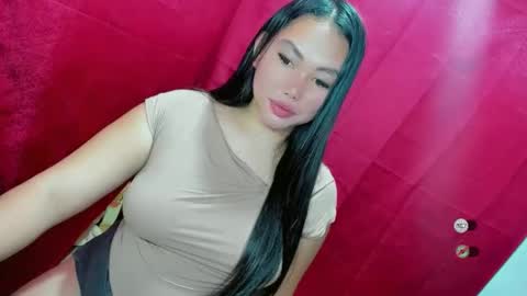 lovely_megan08 online show from March 11, 2:20 pm