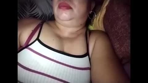 lovely_orchid online show from December 1, 6:33 am