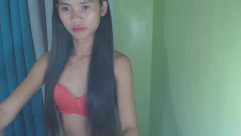 lovely_samie69 online show from January 9, 2:43 am
