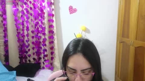 Snapshot of lovely_trix_ chatting on February 23, 11:11 am Trix online show from February 23, 11:11 am