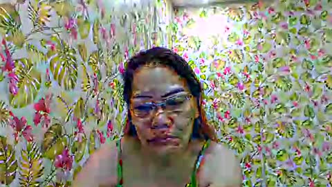 Snapshot of lovelyasiancutie chatting on September 11, 9:05 pm lovelyasiancutie online show from September 11, 9:05 pm