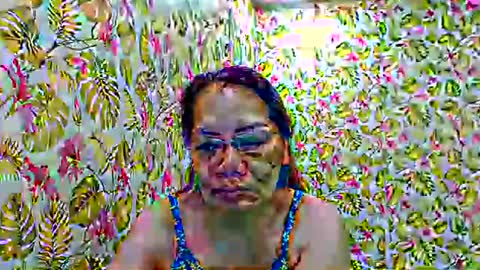 Snapshot of lovelyasiancutie chatting on September 14, 9:05 pm lovelyasiancutie online show from September 14, 9:05 pm
