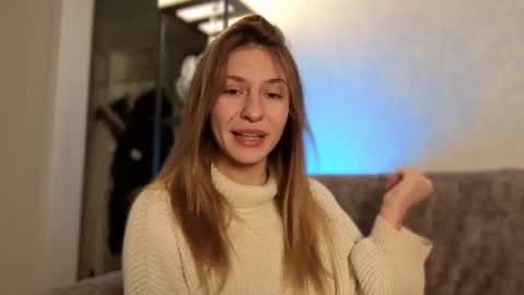 Kate only online show from November 16, 12:40 pm