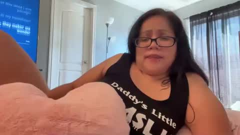 lovelykatiebabe online show from October 3, 5:10 pm