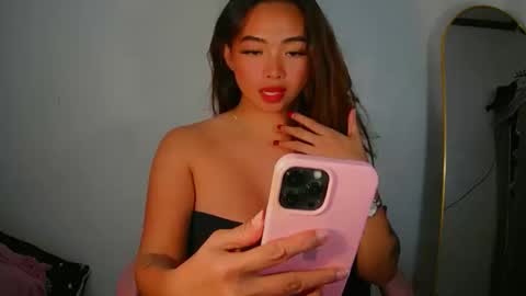 Snapshot of lovelykayleexx chatting on September 25, 10:06 pm ara online show from September 25, 10:06 pm