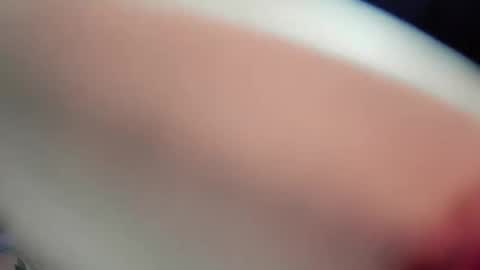 Snapshot of lovelykayleexx chatting on March 7, 9:40 am ara online show from March 7, 9:40 am