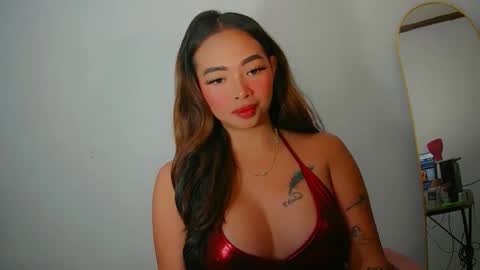 Snapshot of lovelykayleexx chatting on October 3, 1:04 am ara online show from October 3, 1:04 am