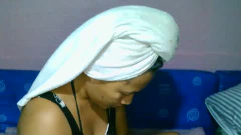 LocwlyLSYlYNXXX online show from March 10, 9:45 am