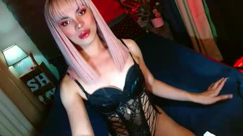 lovelymiss_shyna11 online show from November 8, 9:12 am