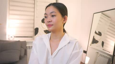 kim online show from March 10, 8:56 pm