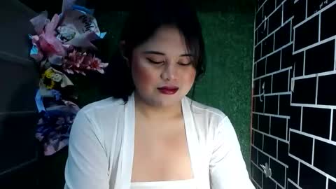 Snapshot of lovelypinaychubsx chatting on October 14, 10:57 pm lovely online show from October 14, 10:57 pm