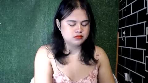 Snapshot of lovelypinaychubsx chatting on September 23, 10:05 pm lovely online show from September 23, 10:05 pm