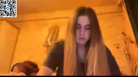 ELA online show from April 22, 6:48 pm