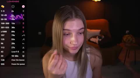 Anna online show from November 13, 1:25 pm