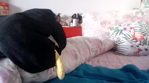 Snapshot of lovelywoman22 chatting on March 5, 6:01 am lovelywoman22 online show from March 5, 6:01 am