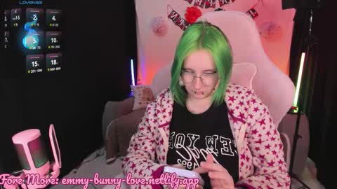 Emmy online show from November 5, 3:14 pm