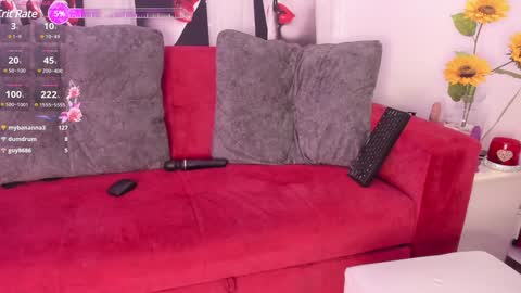 Snapshot of loverlauren1 chatting on January 11, 4:06 am Lauren independent model  love you online show from January 11, 4:06 am