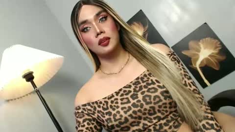 lovers moon22 online show from January 9, 1:06 pm