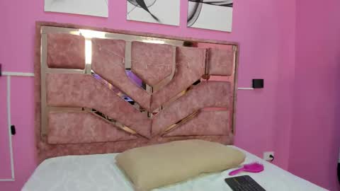 loversvalery online show from November 25, 12:26 pm